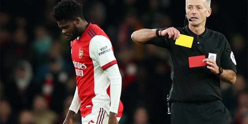 Các lưu ý quan trọng khi chơi kèo thẻ phạt